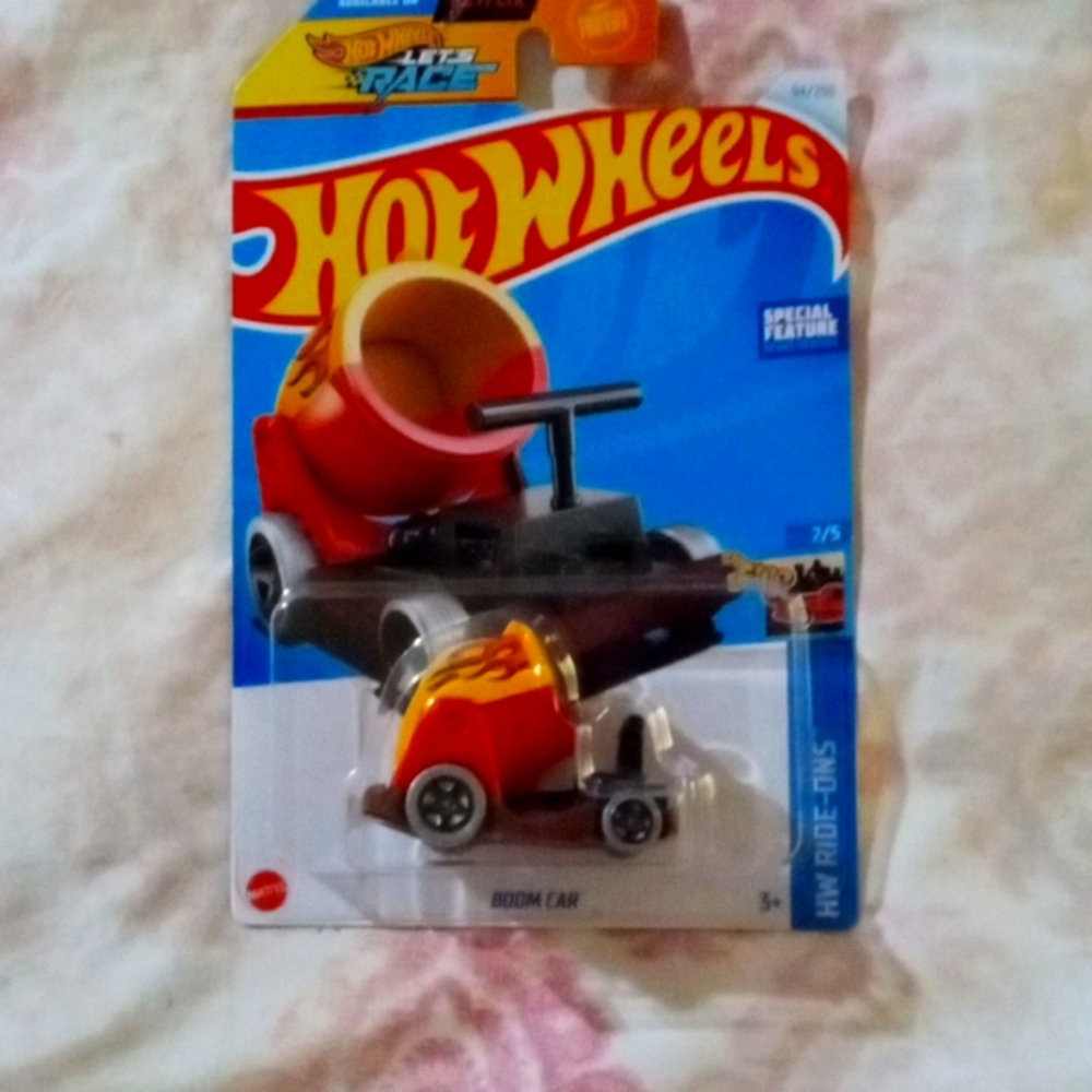 Boom car hot wheel